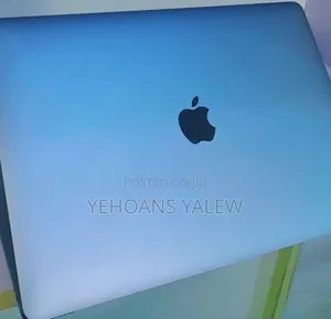 New Laptop Apple MacBook Pro 2020 M1 8GB Apple M1 Pro SSD 256GB