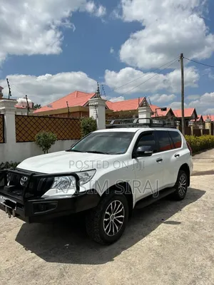 Toyota Land Cruiser Prado 2.8 2019 White