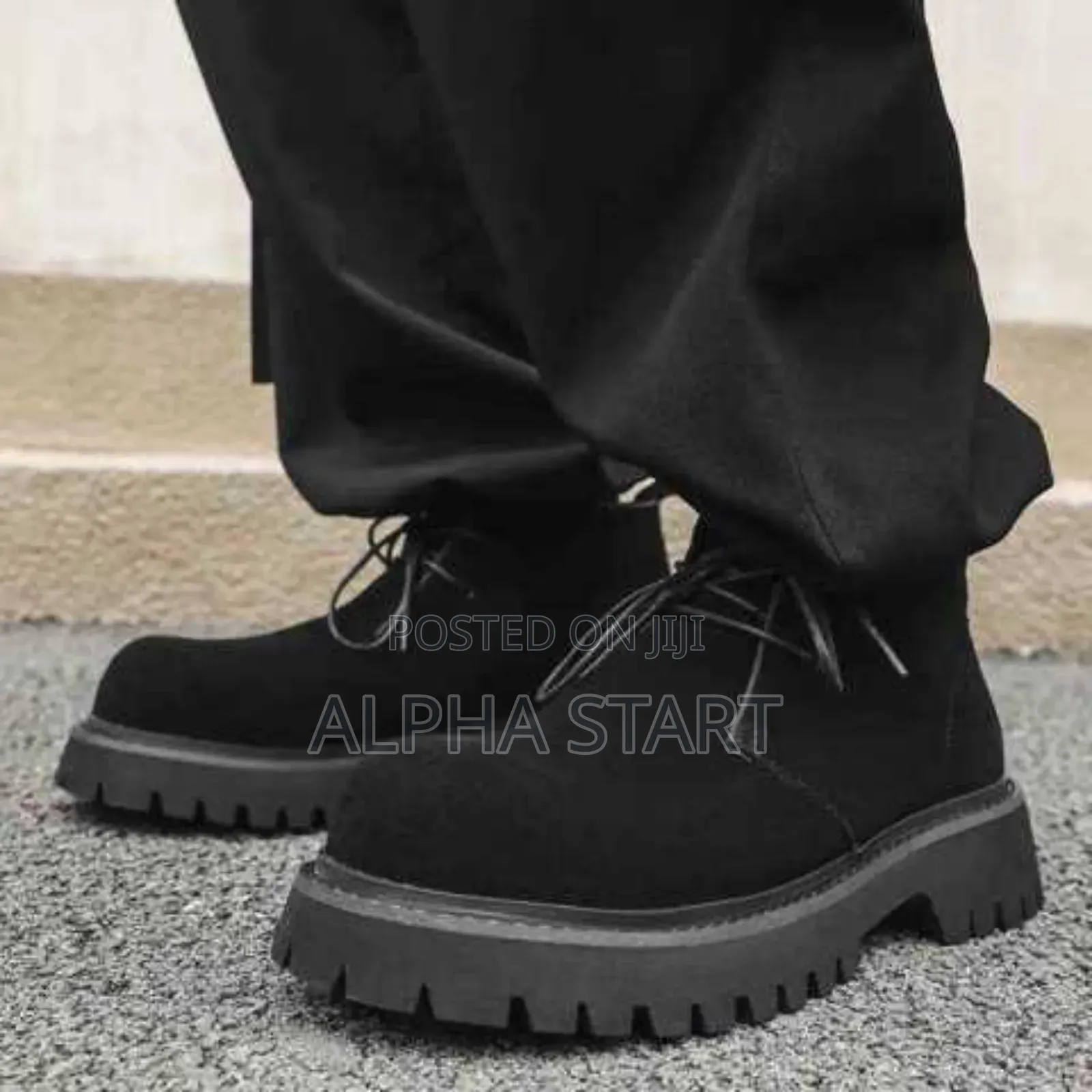 New Arrival Fashion Velvet Sneakers