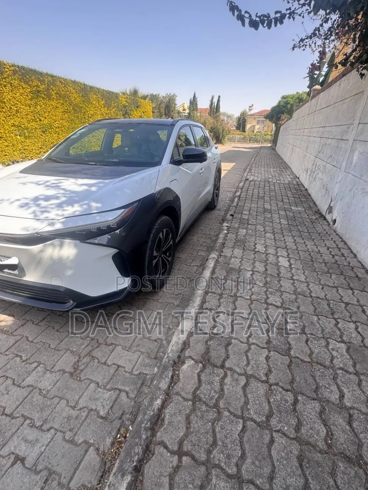 Toyota bZ4X 71.4 kWh AWD 2023 White