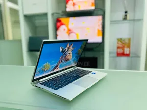 New Laptop HP EliteBook 830 G8 16GB Intel Core i5 SSD 512GB