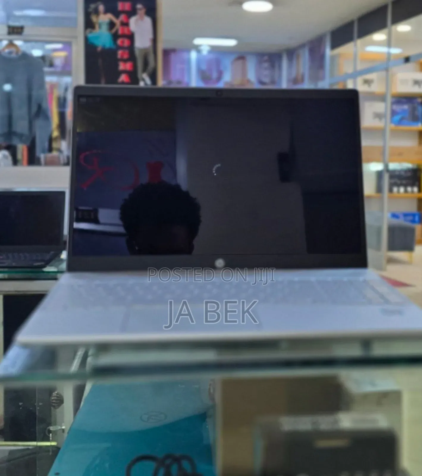 New Laptop HP Pavilion 15 12GB Intel Core i5 HDD 1T