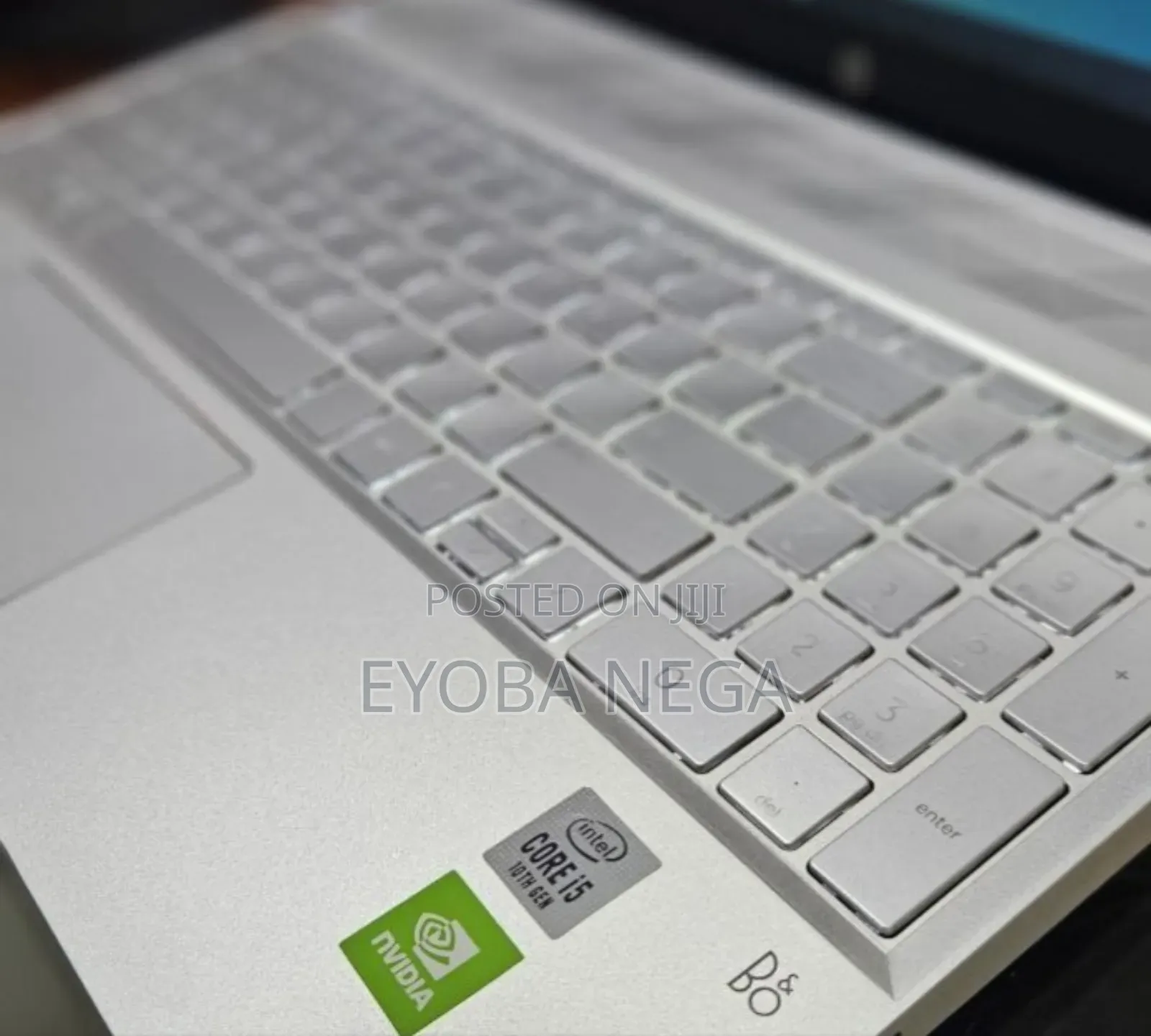 New Laptop HP Pavilion 15 8GB Intel Core i5 SSD 256GB