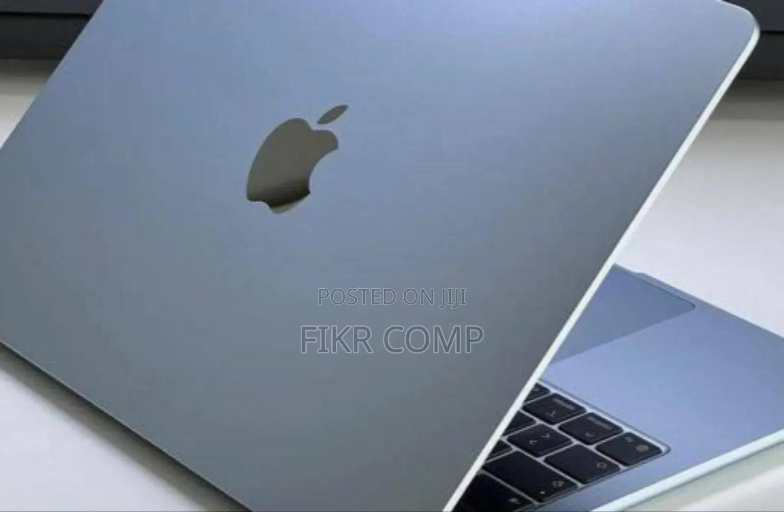 New Apple MacBook Air 2025 M4 15-inch 16GB Intel Core i9 SSD 256GB