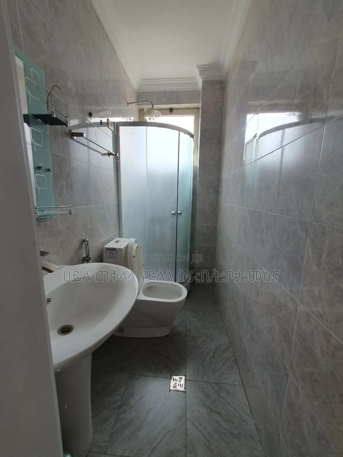 Furnished 10bdrm Townhouse/Terrace in Kebena Area, Arada for sale