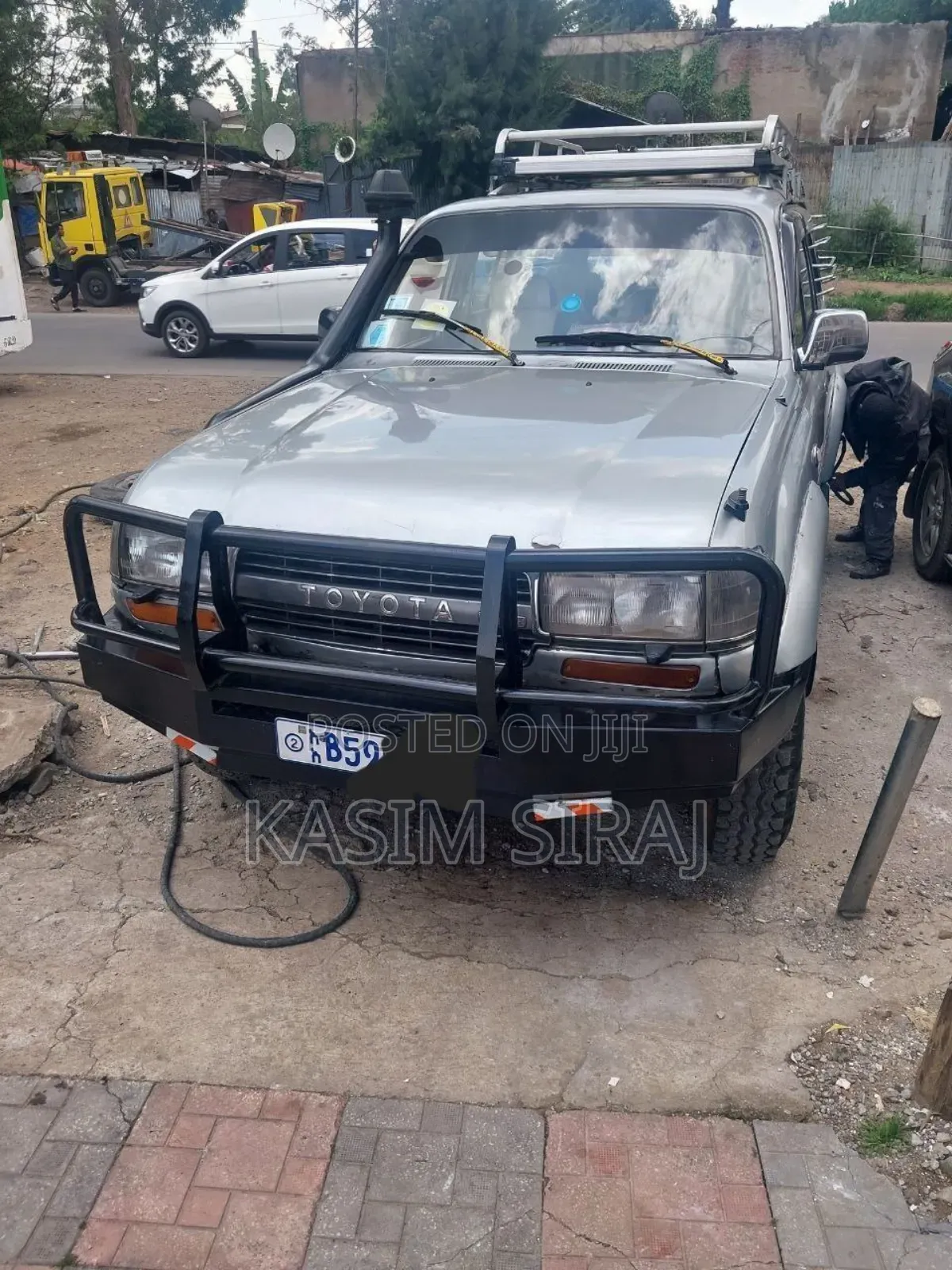 Toyota Land Cruiser 90 1997 Silver