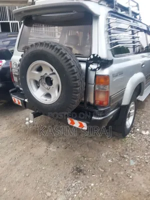 Toyota Land Cruiser 90 1997 Silver