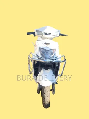 American Ironhorse Chopper 2023 Silver