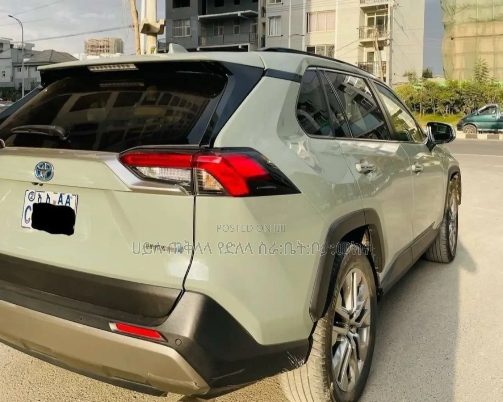 Toyota RAV4 Hybrid 2022 Green