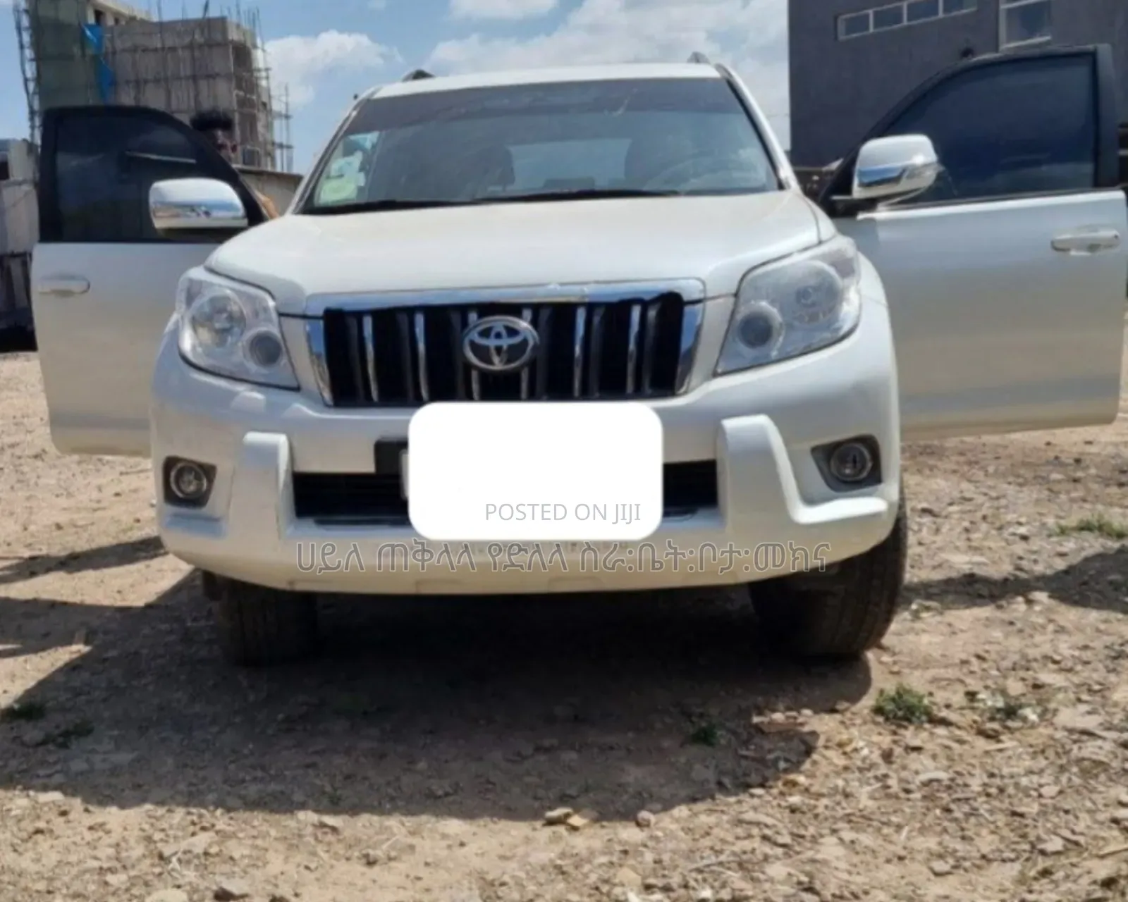 Toyota Land Cruiser Prado 2013 White