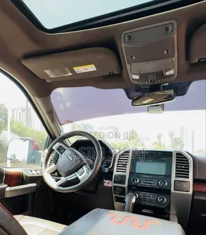 Ford F-150 Lariat 4x2 SuperCab Styleside 6.5 ft. box 145 in. WB 2018 Red