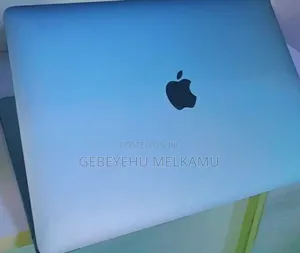 New Laptop Apple MacBook Pro 2020 M1 8GB Apple M1 SSD 256GB