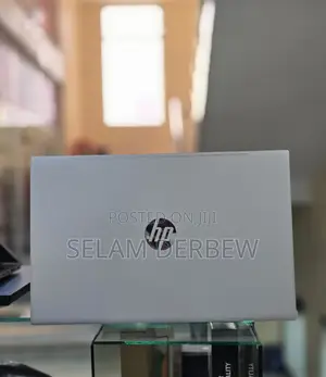 New Laptop HP Pavilion 15 8GB Intel Core i5 SSD 512GB