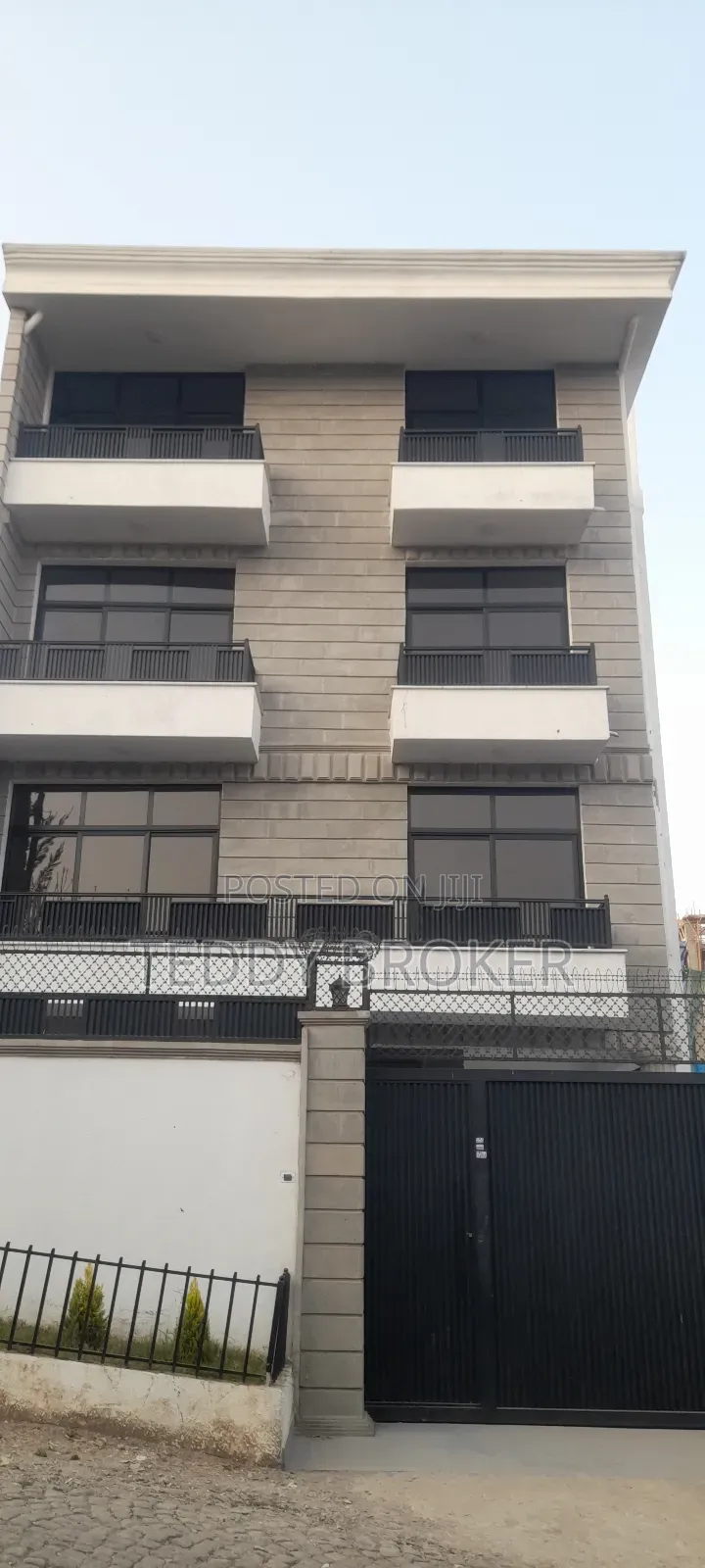 9bdrm House in Haile Garment, Nifas Silk-Lafto for sale