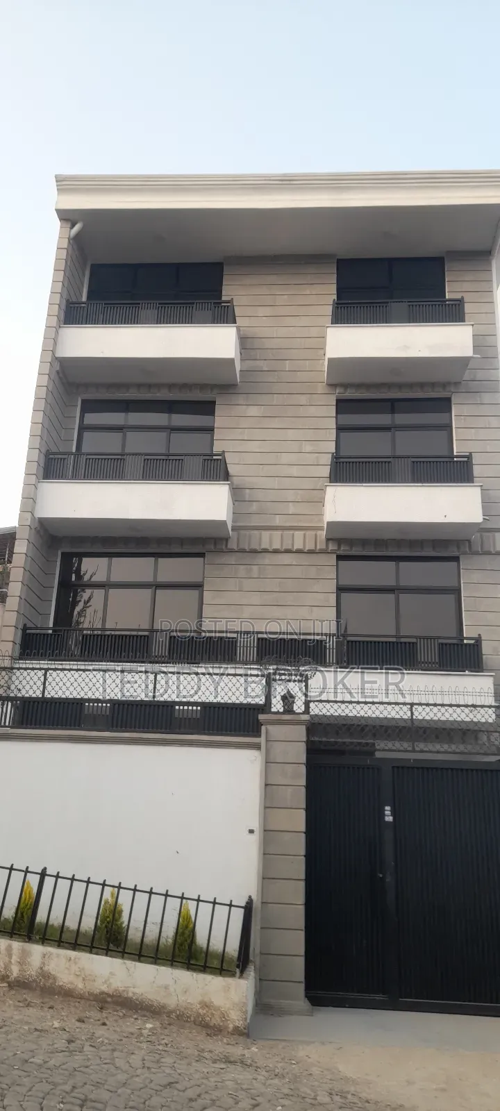 9bdrm House in Haile Garment, Nifas Silk-Lafto for sale