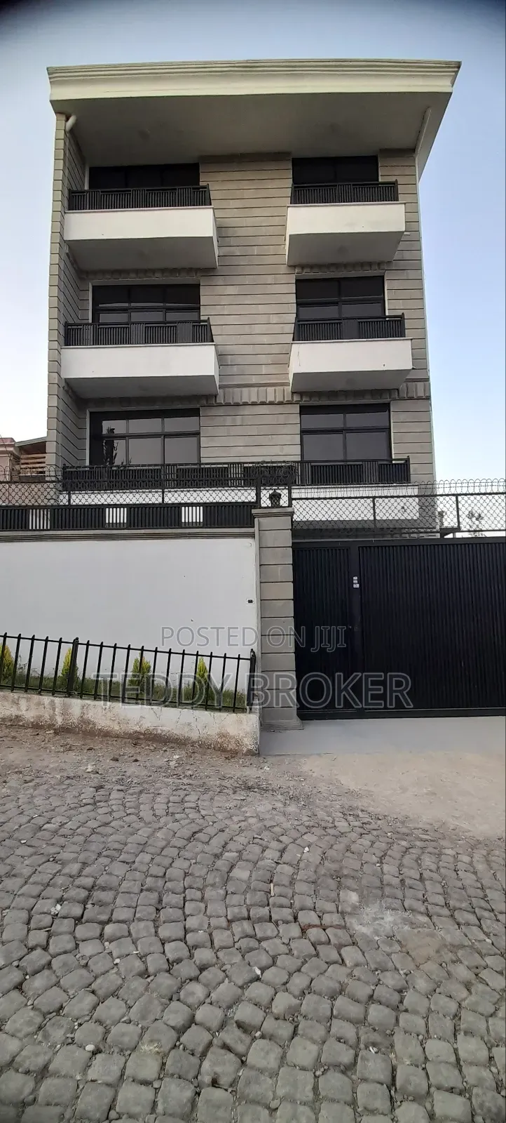 9bdrm House in Haile Garment, Nifas Silk-Lafto for sale