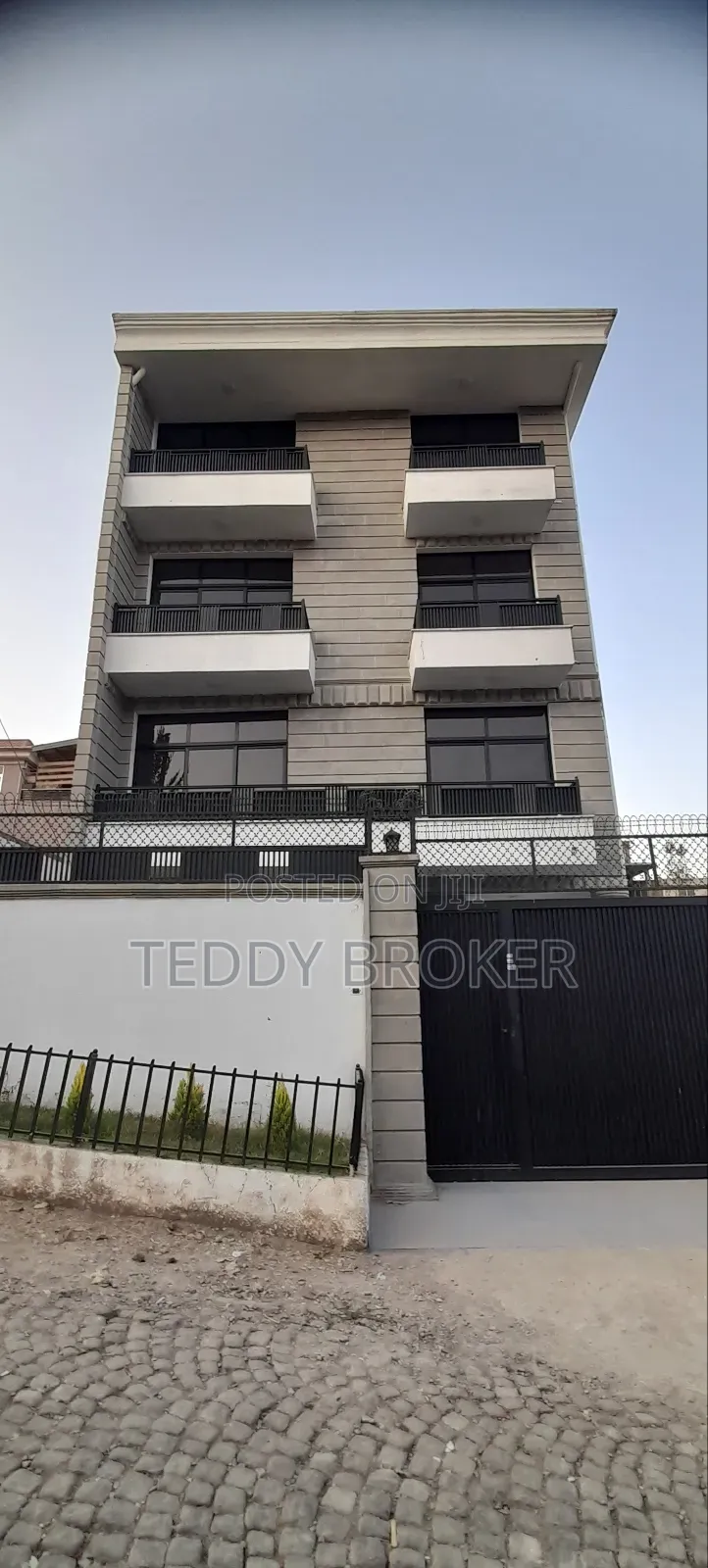 9bdrm House in Haile Garment, Nifas Silk-Lafto for sale