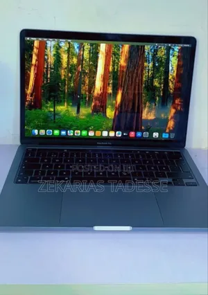 New Laptop Apple MacBook 2020 8GB Apple M1 SSD 256GB