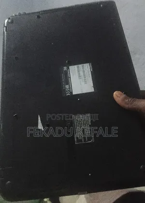 Laptop HP 240 G4 8GB Intel Core i5 HDD+SSD 512GB