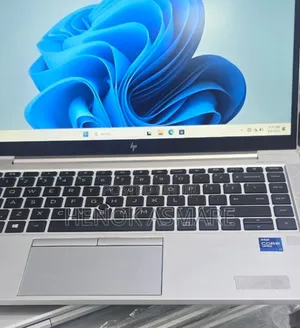 New Laptop HP EliteBook 840 G8 16GB Intel Core i7 SSD 512GB
