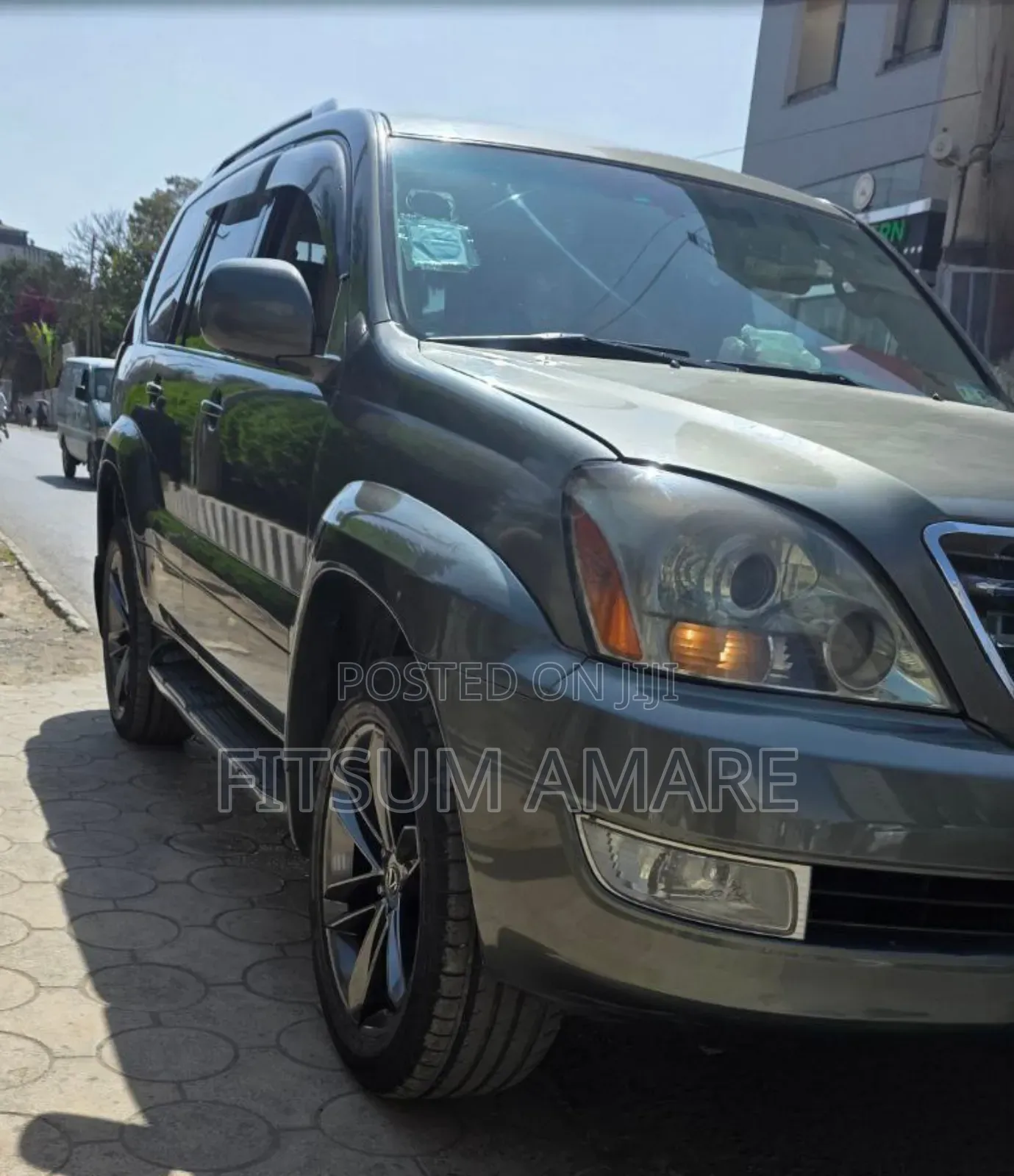 Lexus LX 570 2008 Gray