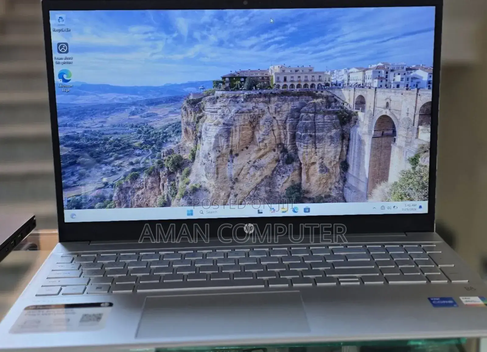 New Laptop HP Pavilion 15 8GB Intel Core i5 SSD 512GB