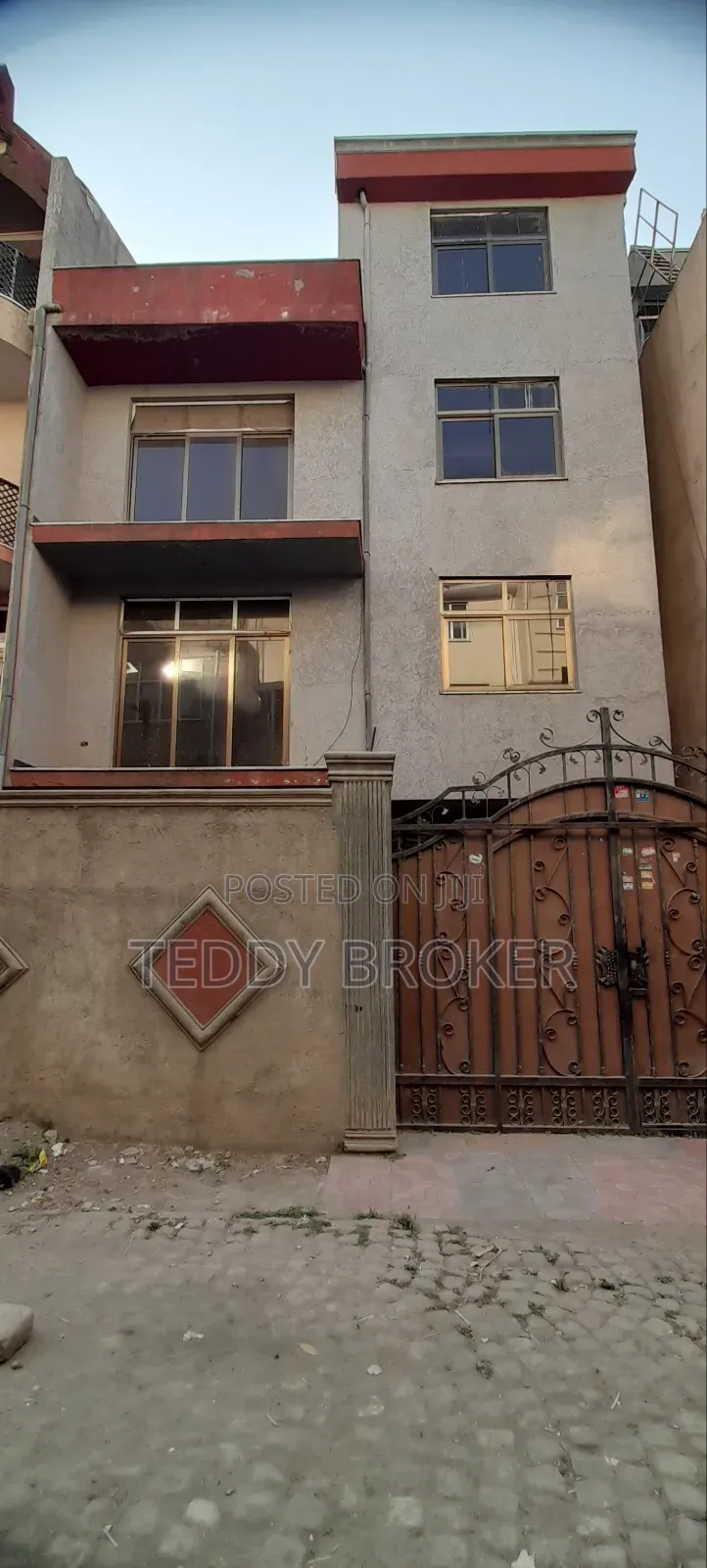 5bdrm House in Haile Garment, Nifas Silk-Lafto for sale