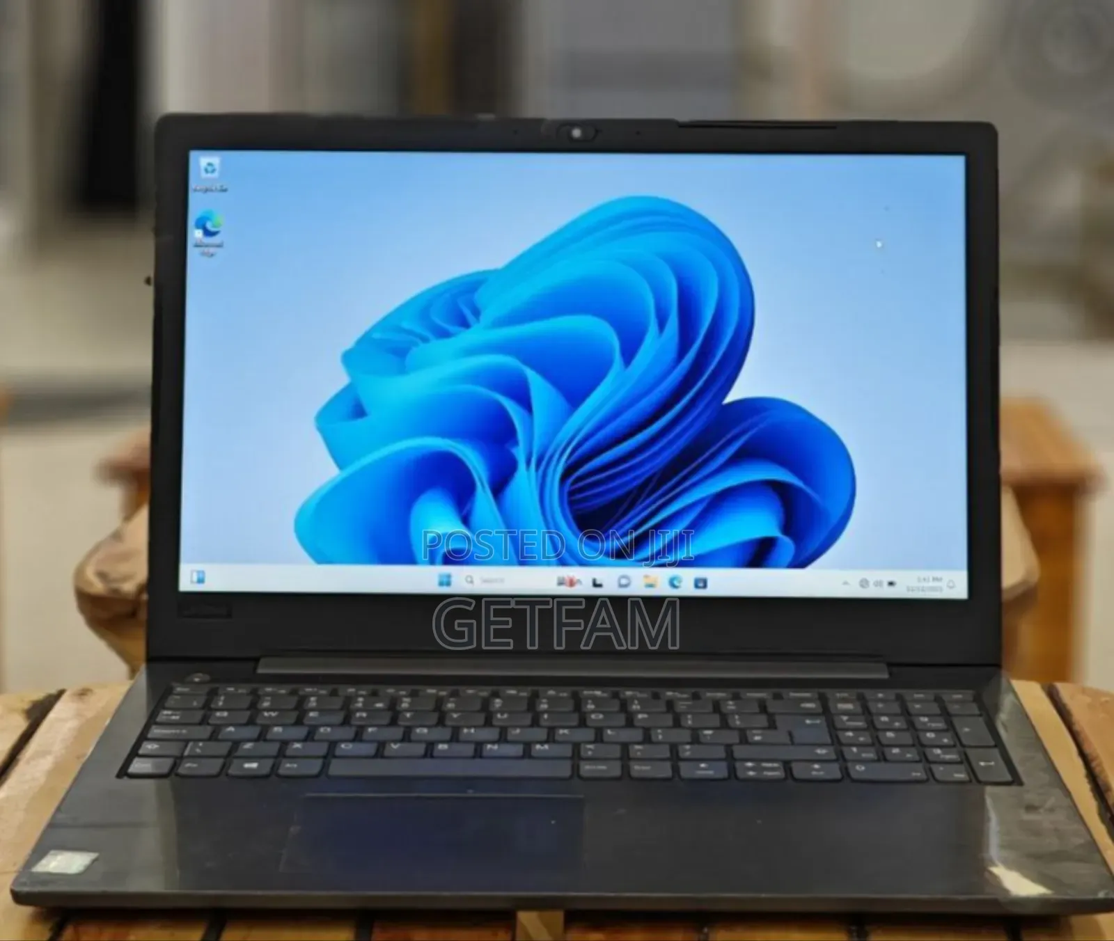 Laptop Lenovo Ideapad 3 4GB Intel Core i3 HDD 1T