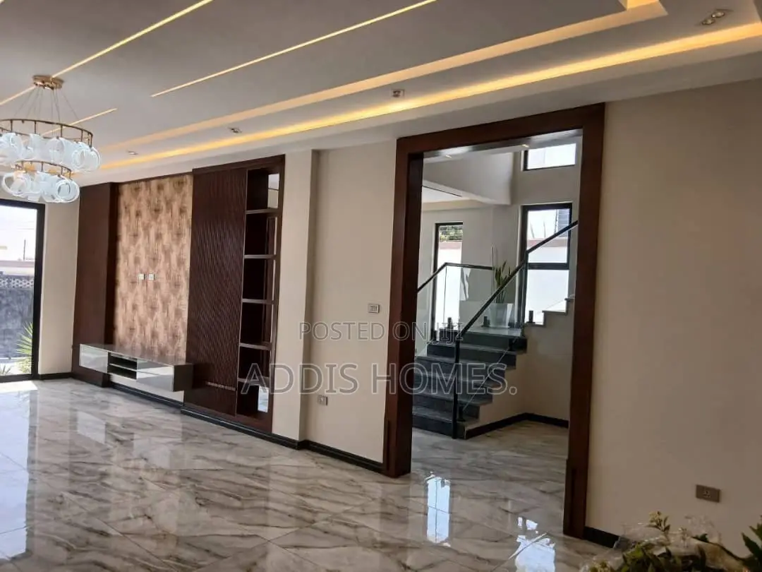 6bdrm Villa in Bole for sale