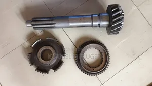 የታታ ኦሪጅናል ሜይን ሻፍት እና ሲንክሮናይዘር Tata Input Shaft and Synchronizer