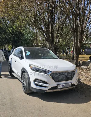 Hyundai Tucson 2018 White