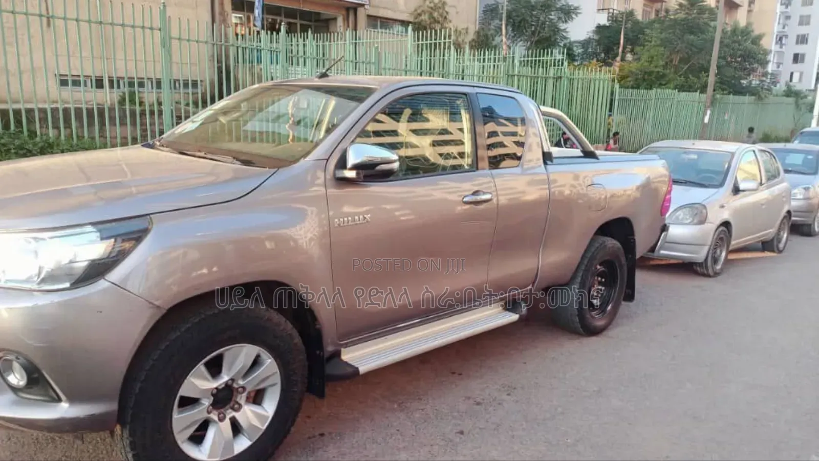 Toyota Hilux 2017 Gray