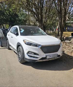 Hyundai Tucson 2017 White