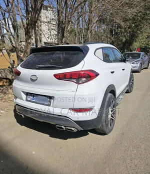 Hyundai Tucson 2017 White