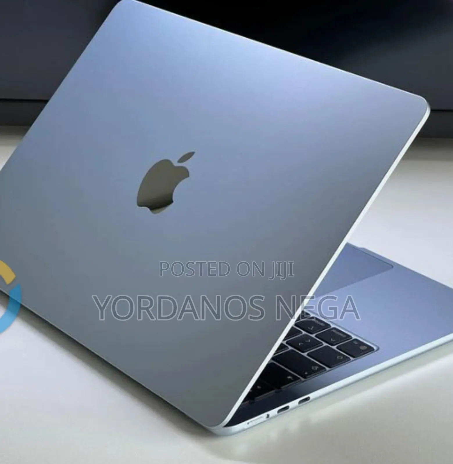 New Laptop Apple MacBook Air 2025 M4 13-inch 16GB Apple M4 SSD 256GB