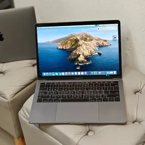 New Laptop Apple MacBook Pro 2019 16GB Intel Core i7 SSD 1T