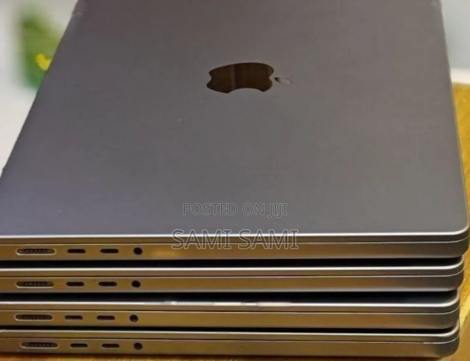New Laptop Apple MacBook Pro M1 32GB Apple M1 Pro SSD 512GB