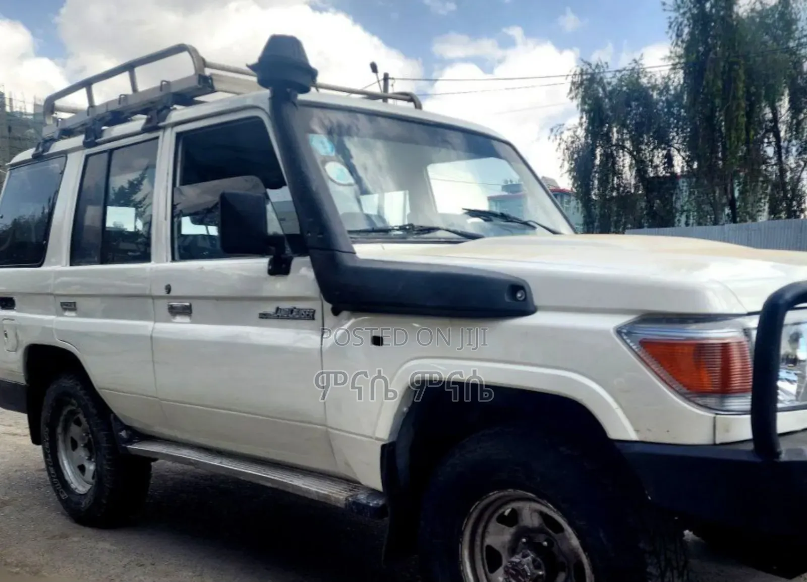 Toyota Land Cruiser 1994 White