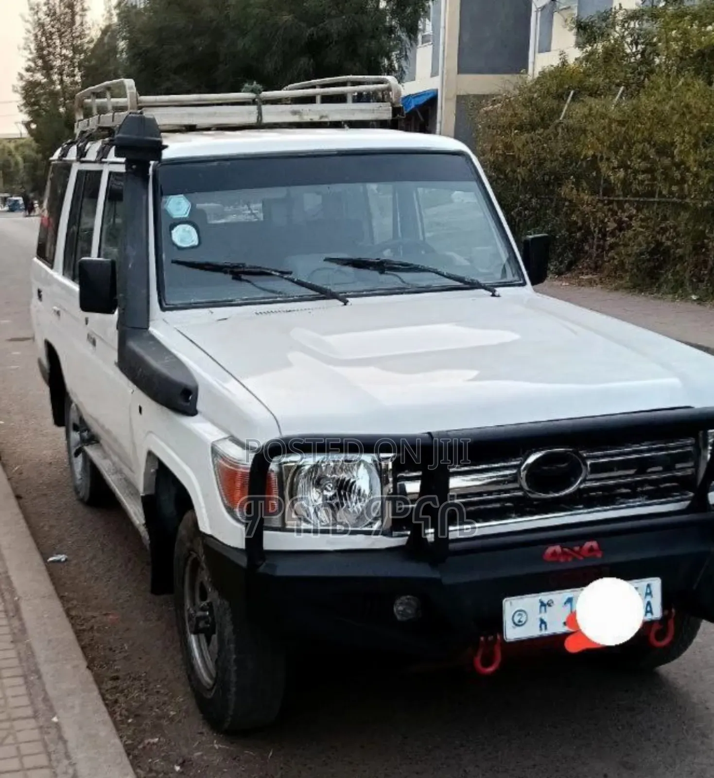 Toyota Land Cruiser 1994 White