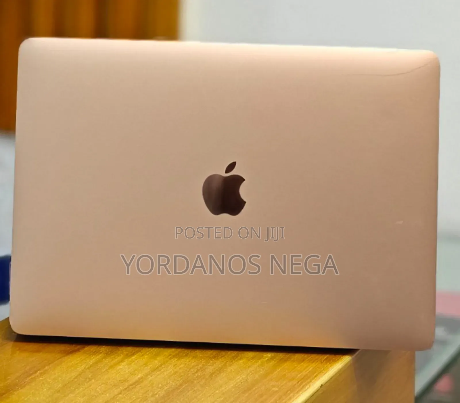 New Laptop Apple MacBook Air 2020 8GB Intel Core i3 SSD 256GB