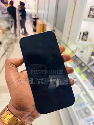 New Apple iPhone 15 128 GB Black