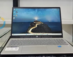 New Laptop HP Stream Notebook 8GB Intel Core i3 SSD 256GB