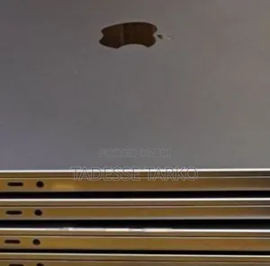 New Laptop Apple MacBook Pro M1 32GB Apple M1 Pro SSD 512GB