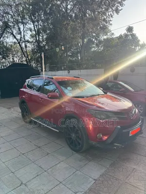 Toyota RAV4 2015 Red