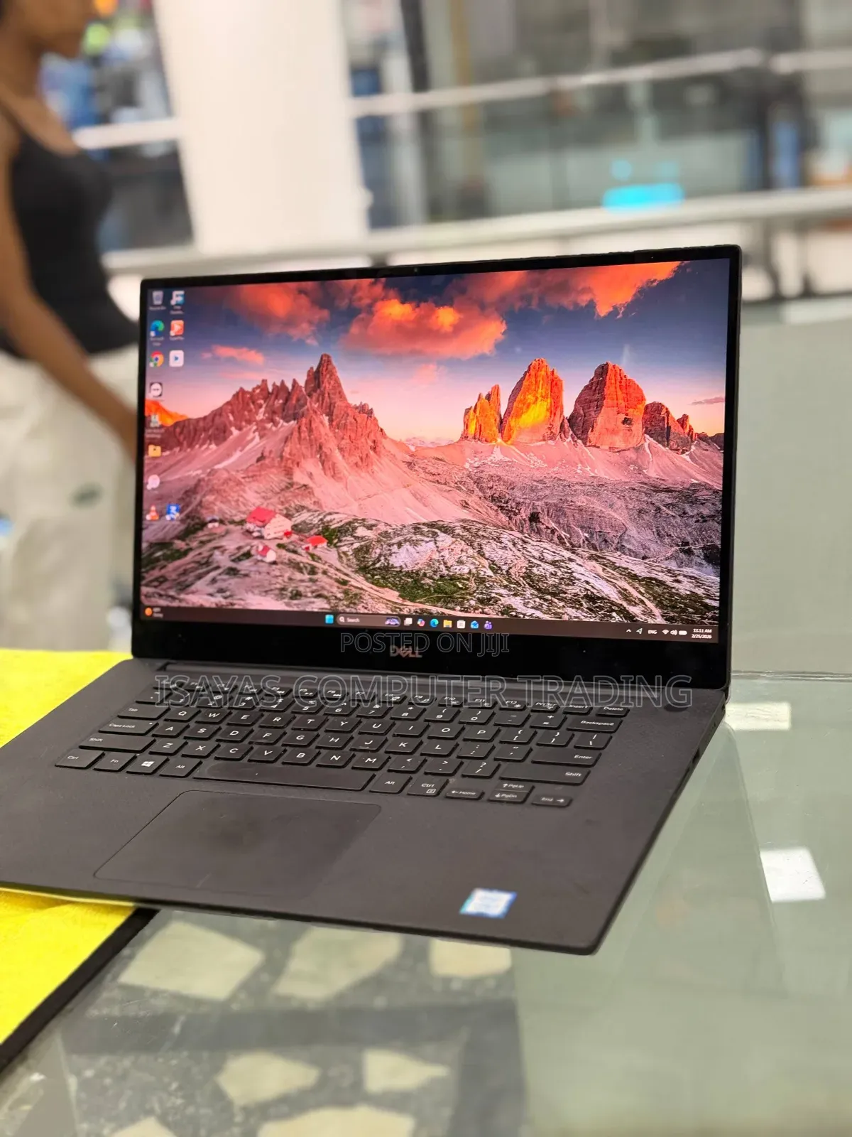 New Laptop Dell XPS 15 16GB Intel Core i7 SSD 512GB