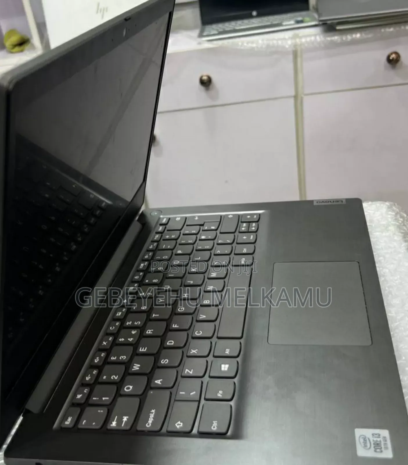 New Laptop Lenovo 4GB Intel Core i3 SSD 500GB