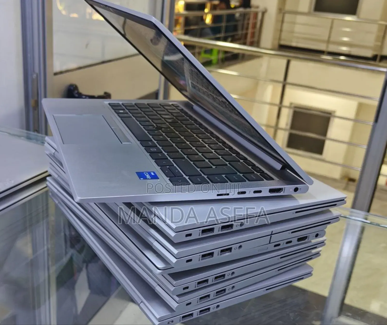New Laptop HP EliteBook 830 G8 16GB Intel Core i5 SSD 512GB