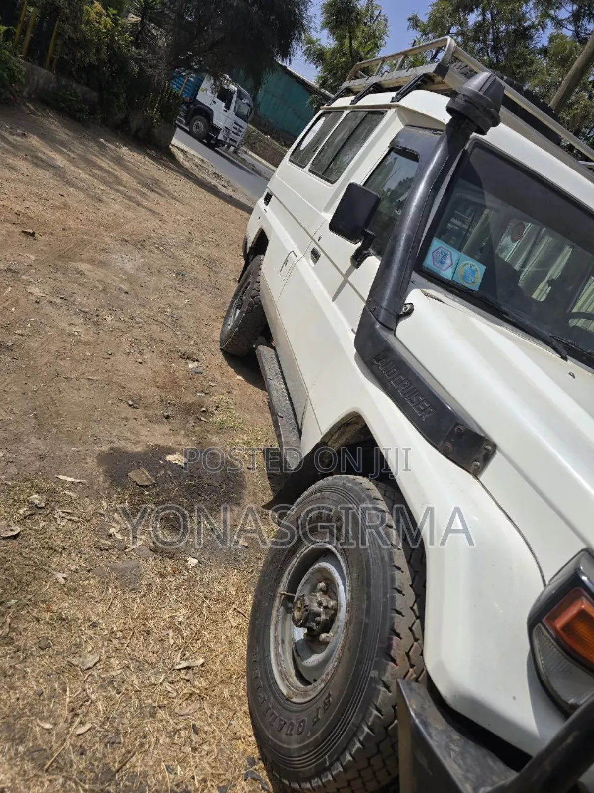 Toyota Land Cruiser 2006 White