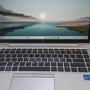 New Laptop HP EliteBook 840 G8 16GB Intel Core i5 SSD 512GB