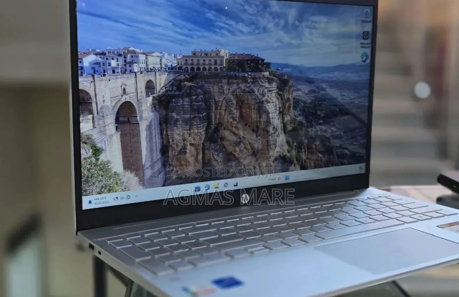 New Laptop HP Pavilion 15 8GB Intel Core i5 SSD 512GB